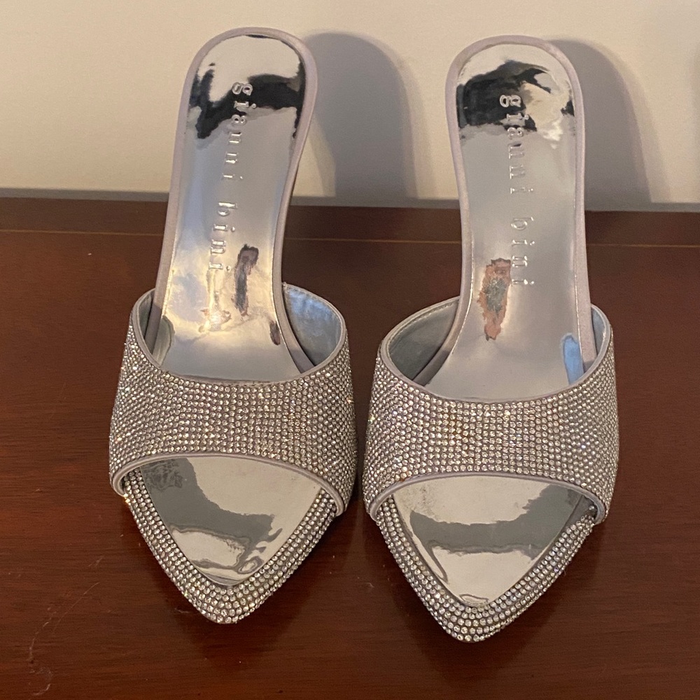 Gianni Bini Zannah Rhinestone Embellished Mules Size 6.5